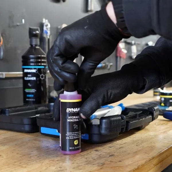 Dynamic Hydraulic Mineral Oil 100ml - Image 2