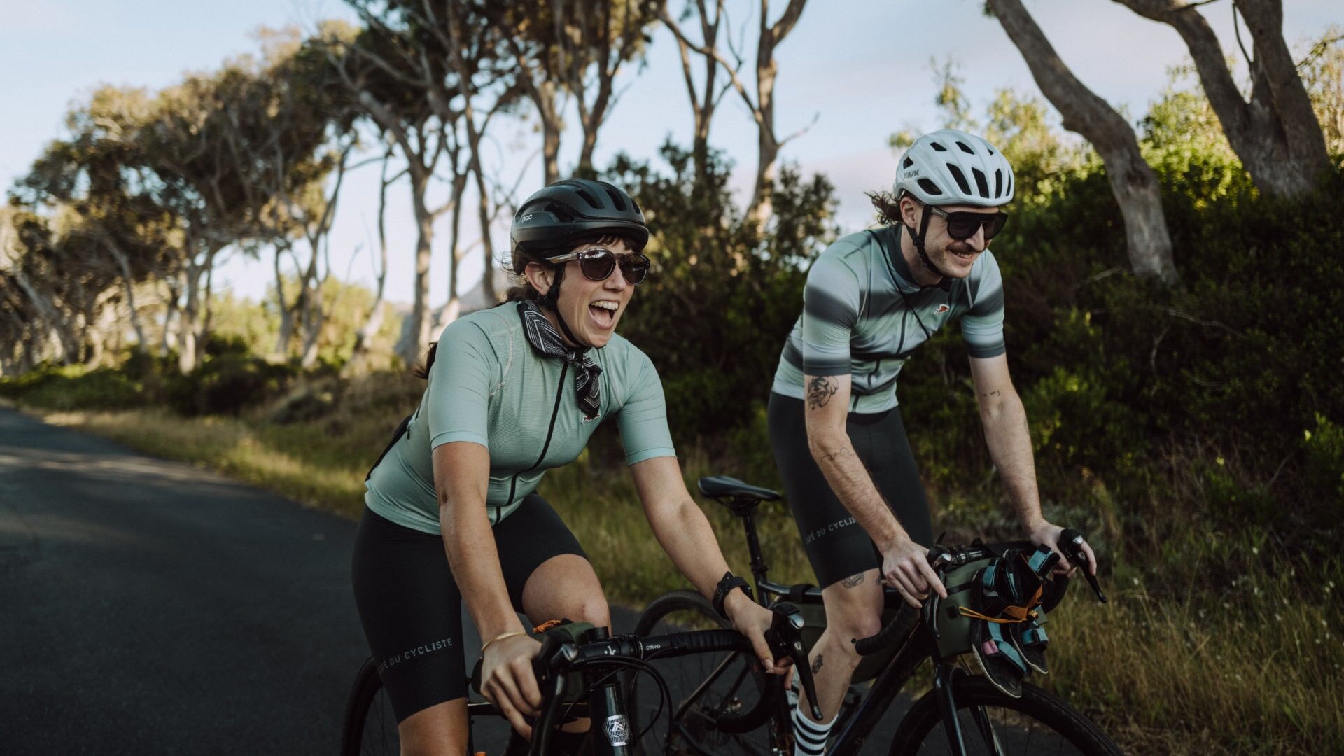 b-jss-mona-w-agvg_slider_1920x1080_a